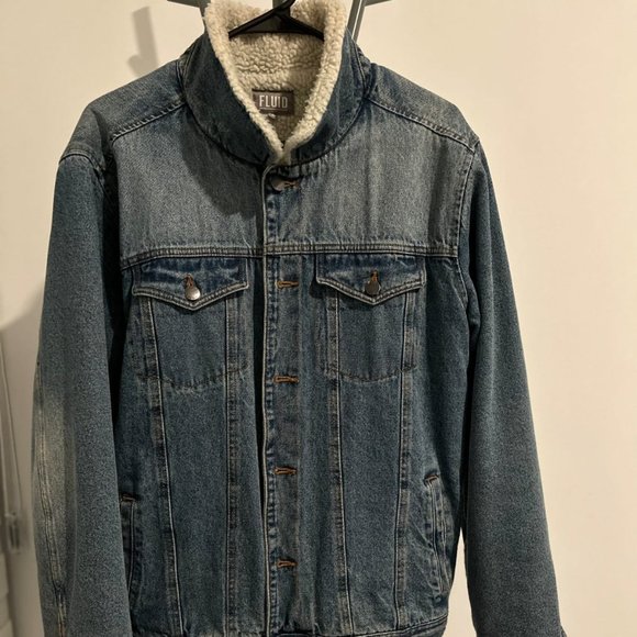 Men's Denim Jacket with Sherpa Lining - Picture 3 of 4